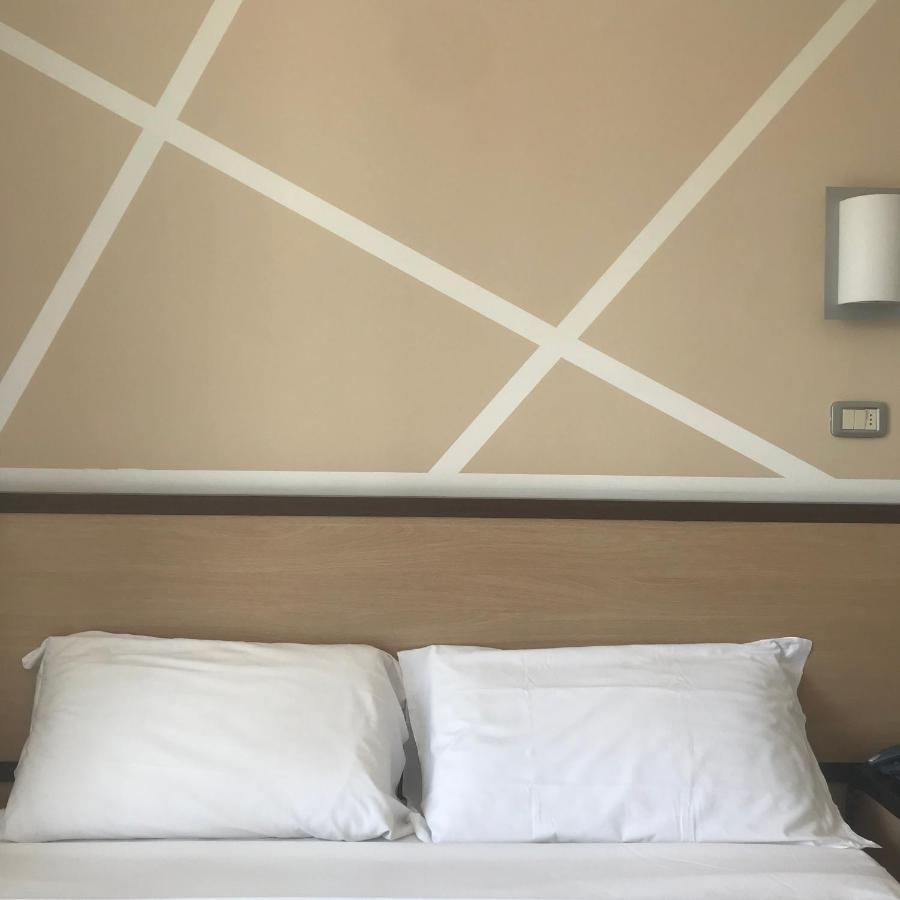 Hotel Royal Сан-Бенедетто-дель-Тронто Экстерьер фото