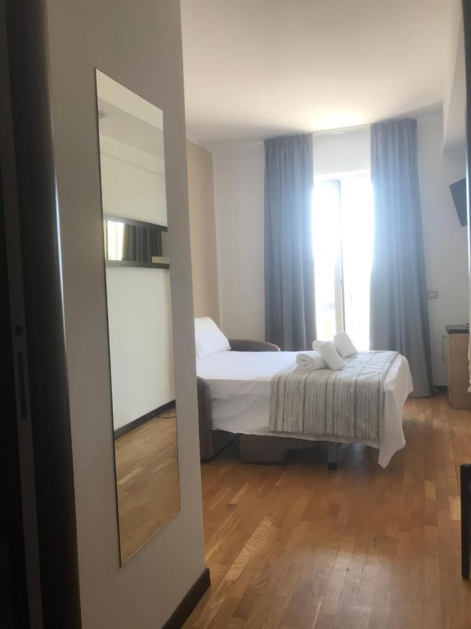 Hotel Royal Сан-Бенедетто-дель-Тронто Экстерьер фото