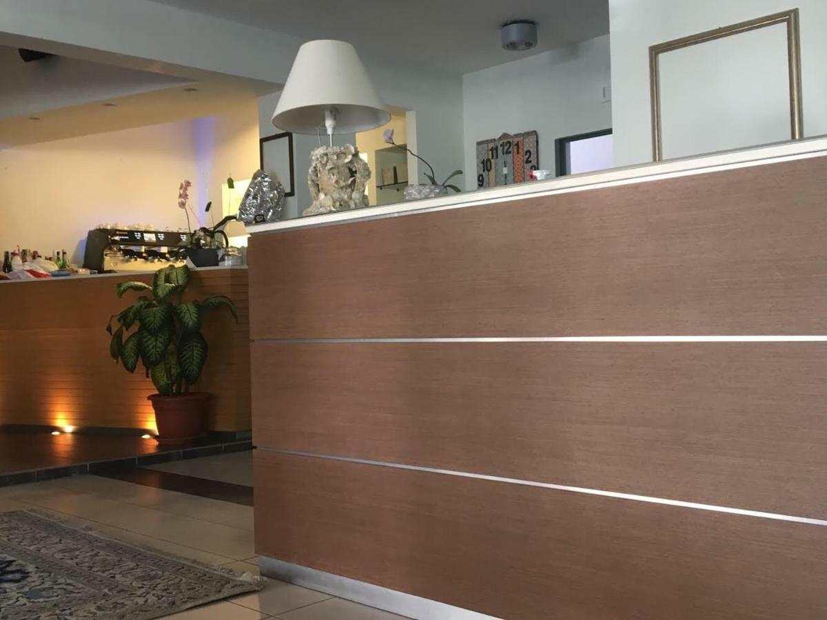 Hotel Royal Сан-Бенедетто-дель-Тронто Экстерьер фото